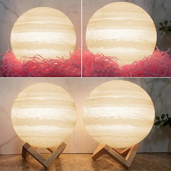 3d printed Jupiter lamp personalized with photo